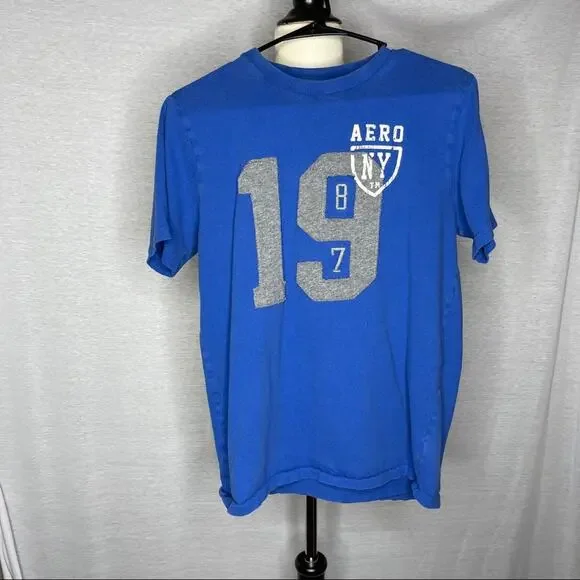 A12). Aeropostale NYC Men Blue T-Shirt Short Sleeve size Medium - Picture 1 of 4